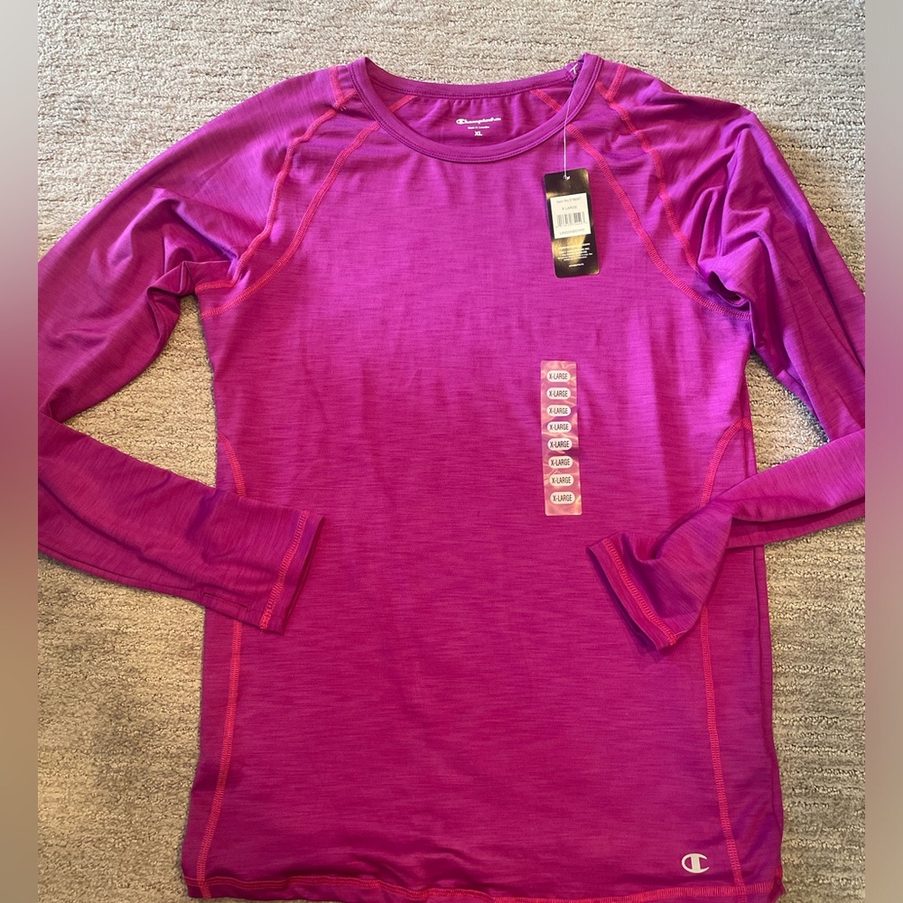 New with Tags Woman’s Champion XL long sleeve top.